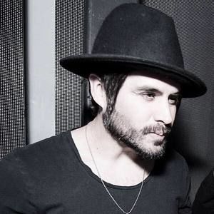 Meet your Posher, Ronnie